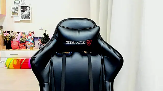 Sm0ly online show from October 2025 01:27:02 AM