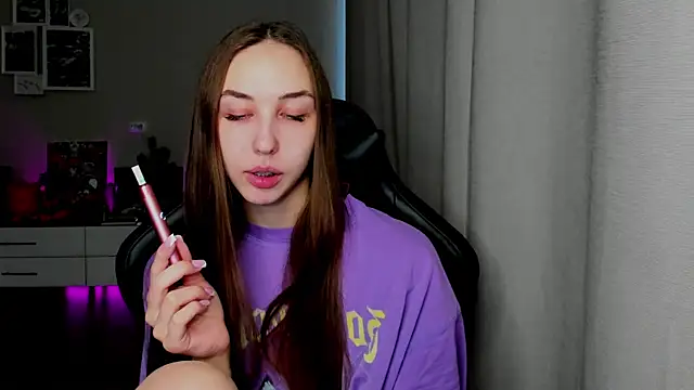 Sm0ly online show from May 2026 02:39:01 AM