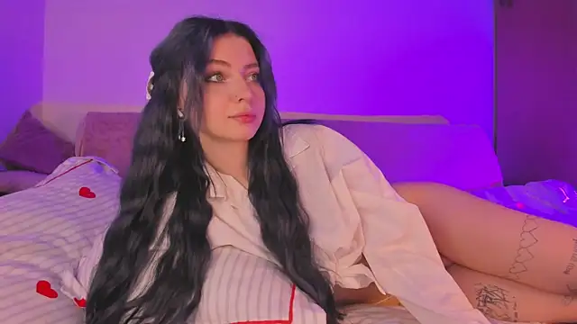 Snapshot of may_meowww chatting on November 2025 06:00:02 AM may meowww online show from November 2025 06:00:02 AM