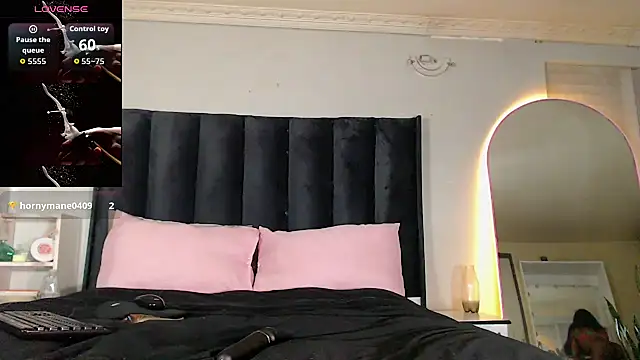 FRUITOFEDEN01 online show from June 2026 08:02:02 PM