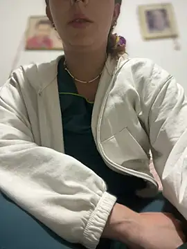 Cloew Marz online show from February 2025 11:21:02 PM