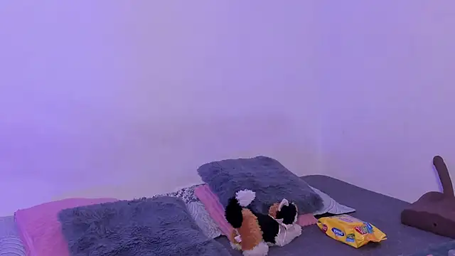 crystalvazquez online show from November 2025 12:55:01 PM