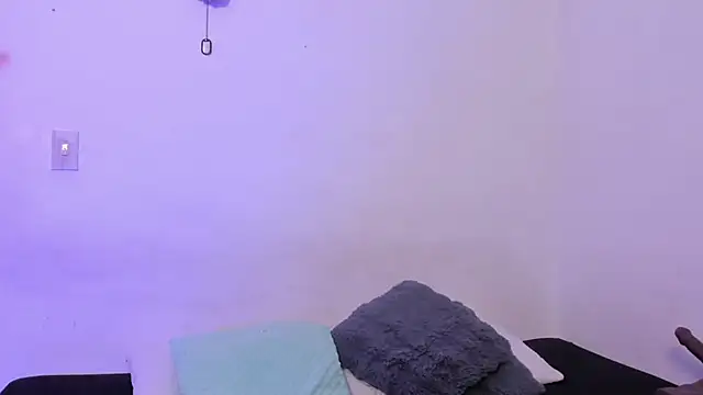 crystalvazquez online show from February 2026 11:46:02 AM