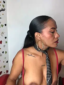 Snapshot of AdelaHaneix chatting on October 2025 04:46:01 PM AdelaHaneix online show from October 2025 04:46:01 PM