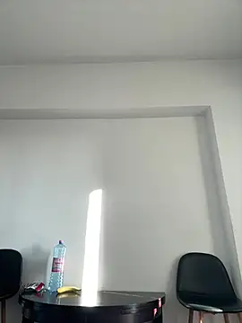 Snapshot of RaquelleDevon chatting on March 2025 06:03:02 AM RaquelleDevon online show from March 2025 06:03:02 AM