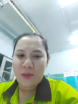 Snapshot of Benlla2802 chatting on December 2024 05:28:02 PM Benlla2802 online show from December 2024 05:28:02 PM