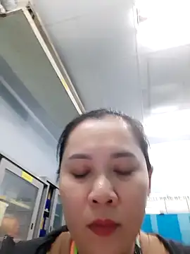 Snapshot of Benlla2802 chatting on December 2024 03:22:02 PM Benlla2802 online show from December 2024 03:22:02 PM