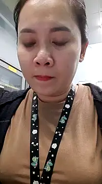 Snapshot of Benlla2802 chatting on December 2024 06:28:01 PM Benlla2802 online show from December 2024 06:28:01 PM