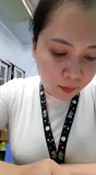 Snapshot of Benlla2802 chatting on December 2024 07:32:01 PM Benlla2802 online show from December 2024 07:32:01 PM