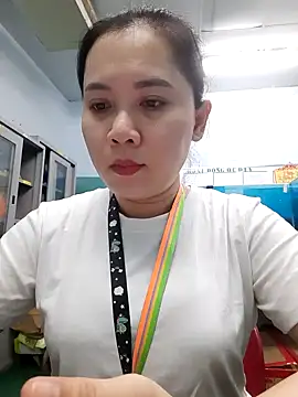 Snapshot of Benlla2802 chatting on December 2024 07:48:02 PM Benlla2802 online show from December 2024 07:48:02 PM