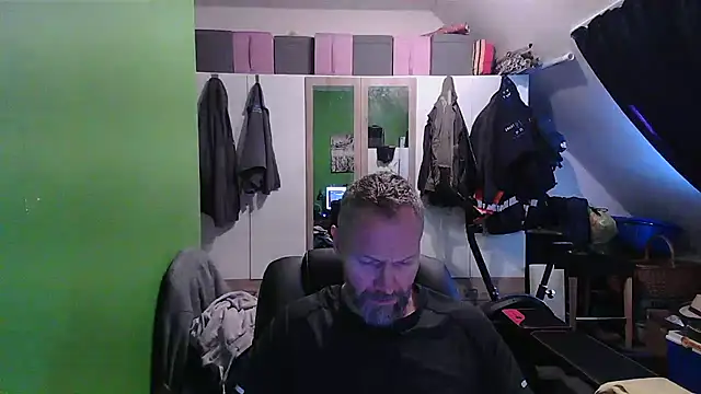 Snapshot of Rockburg chatting on September 2025 10:27:01 AM Rockburg online show from September 2025 10:27:01 AM