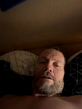 Snapshot of Rockburg chatting on December 2025 02:10:02 AM Rockburg online show from December 2025 02:10:02 AM