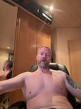 Snapshot of Rockburg chatting on December 2025 02:20:02 AM Rockburg online show from December 2025 02:20:02 AM