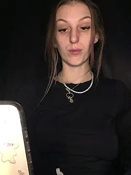 Snapshot of indie-rayne chatting on January 2025 01:22:02 PM indie-rayne online show from January 2025 01:22:02 PM