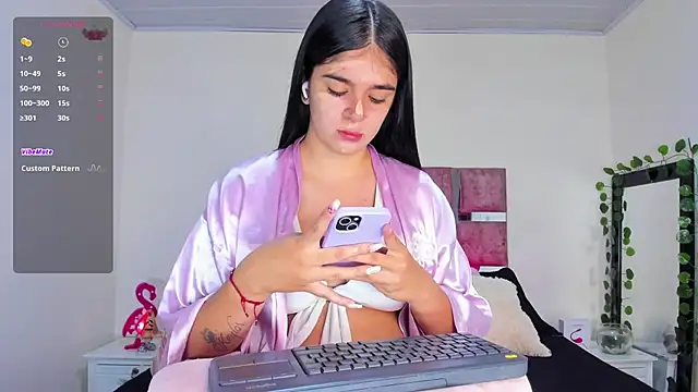 AmyWesley online show from February 2025 01:33:01 PM