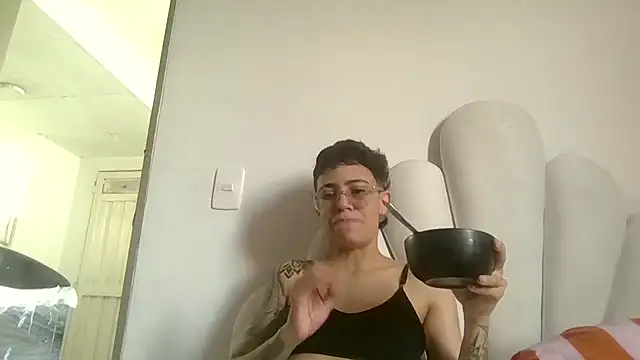 Cutie Shy  online show from July 2026 02:13:01 PM