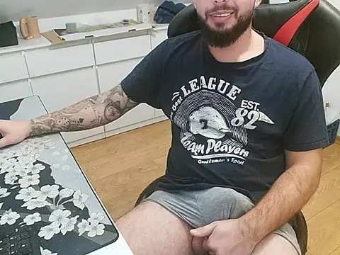 Snapshot of prezydentcam chatting on February 2026 03:57:01 PM prezydentcam online show from February 2026 03:57:01 PM