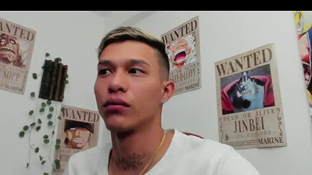 Snapshot of TommyGun_22 chatting on October 2025 11:49:02 PM TommyGun 22 online show from October 2025 11:49:02 PM