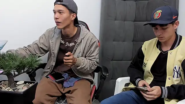 Snapshot of TommyGun_22 chatting on February 2026 12:36:01 AM TommyGun 22 online show from February 2026 12:36:01 AM