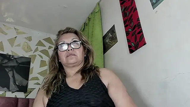 Snapshot of Kazsandraa chatting on January 2026 12:02:01 AM Kazsandraa online show from January 2026 12:02:01 AM