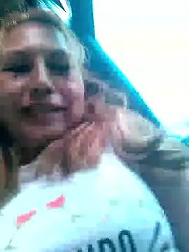 Snapshot of Kazsandraa chatting on January 2026 04:22:02 PM Kazsandraa online show from January 2026 04:22:02 PM