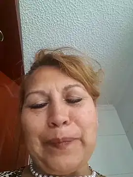 Snapshot of Kazsandraa chatting on May 2026 09:08:02 PM Kazsandraa online show from May 2026 09:08:02 PM