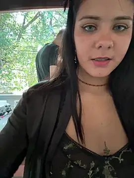 Snapshot of samantha_kevin chatting on December 2024 08:15:01 PM samantha kevin online show from December 2024 08:15:01 PM