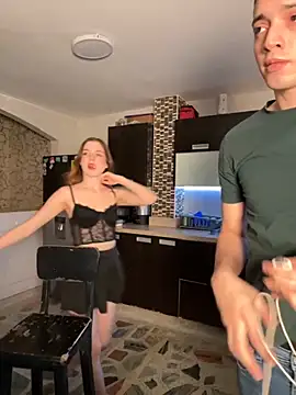 Snapshot of samantha_kevin chatting on October 2025 04:12:01 AM samantha kevin online show from October 2025 04:12:01 AM