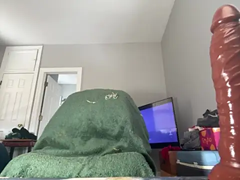 ChiRaqb8 online show from February 2026 05:22:02 PM