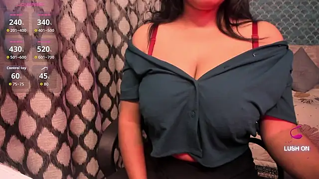 Snapshot of Rubika_sharma chatting on February 2026 04:03:02 PM Rubika sharma online show from February 2026 04:03:02 PM