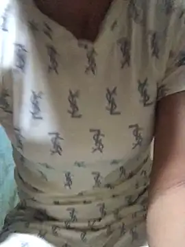 Cute lady99 online show from March 2026 10:46:01 PM