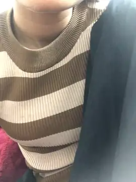 Cute lady99 online show from March 2026 01:33:02 PM