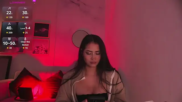 lara madisson online show from January 2026 05:55:01 AM