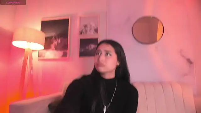 lara madisson online show from July 2026 05:01:01 AM