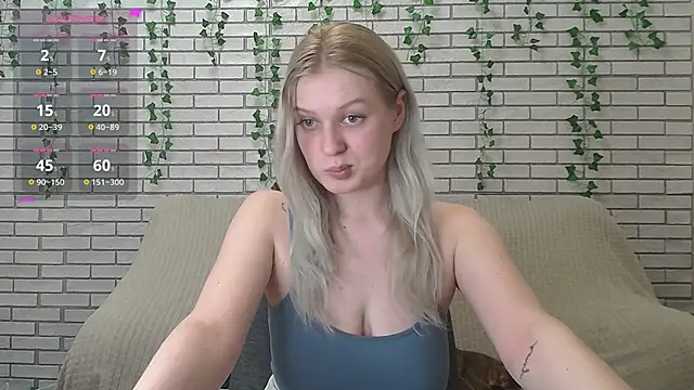 Snapshot of EmiliaDuchess chatting on January 2025 11:54:02 AM EmiliaDuchess online show from January 2025 11:54:02 AM