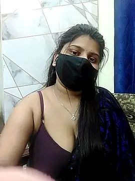 Snapshot of Hotty-simran chatting on February 2025 10:48:01 AM Hotty-simran online show from February 2025 10:48:01 AM