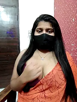 Snapshot of Hotty-simran chatting on March 2025 10:11:01 AM Hotty-simran online show from March 2025 10:11:01 AM