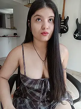 lilpervertgirl online show from July 2026 04:31:02 PM