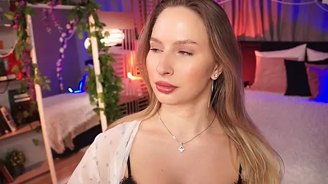 AnnLevine online show from February 2025 05:48:02 AM