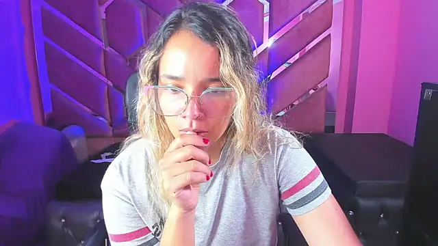 Olivia Fox69 online show from February 2025 06:11:02 AM