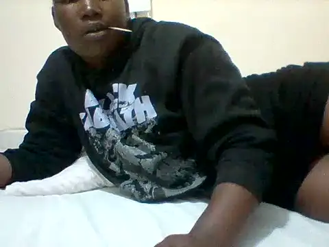 Snapshot of sweetangel41 chatting on June 2026 05:21:02 PM sweetangel41 online show from June 2026 05:21:02 PM