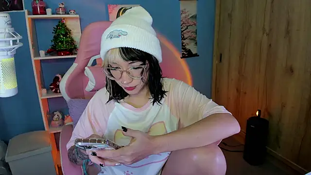 Snapshot of Artic_love chatting on March 2025 07:08:02 AM Artic love online show from March 2025 07:08:02 AM