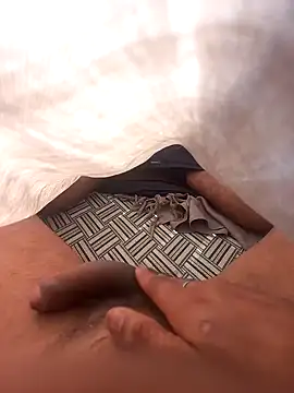 gurilove online show from December 2025 07:06:01 AM