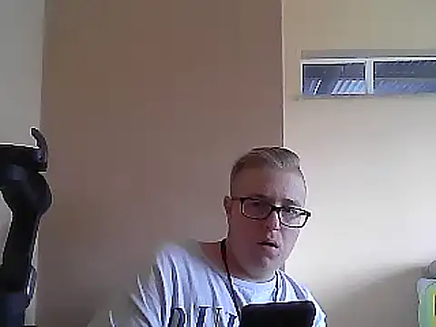 Snapshot of bisexualboy05 chatting on January 2025 08:26:02 AM bisexualboy05 online show from January 2025 08:26:02 AM