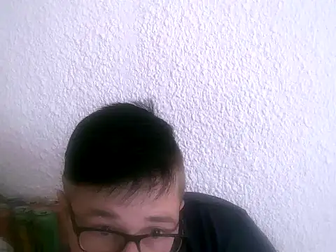 Snapshot of bisexualboy05 chatting on September 2025 10:16:02 AM bisexualboy05 online show from September 2025 10:16:02 AM