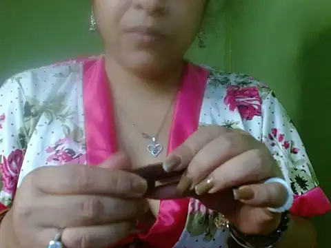 LOVERIAKOL online show from March 2026 06:45:02 PM