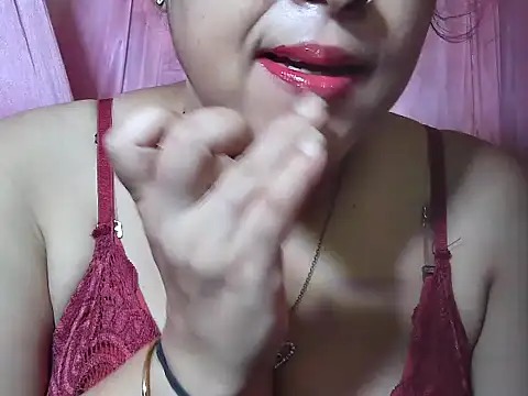 LOVERIAKOL online show from June 2026 08:42:02 AM