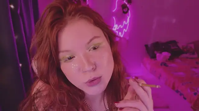 Snapshot of Elsie_Ginger chatting on December 2024 12:55:02 AM Elsie Ginger online show from December 2024 12:55:02 AM