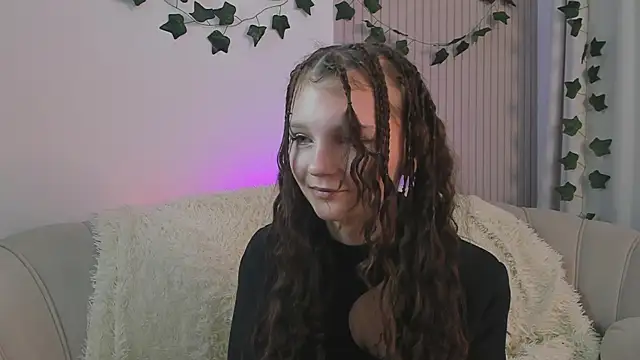 Snapshot of CindyGarrison chatting on January 2025 03:12:02 AM CindyGarrison online show from January 2025 03:12:02 AM