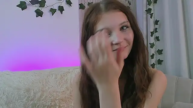 Snapshot of CindyGarrison chatting on January 2025 03:20:01 AM CindyGarrison online show from January 2025 03:20:01 AM